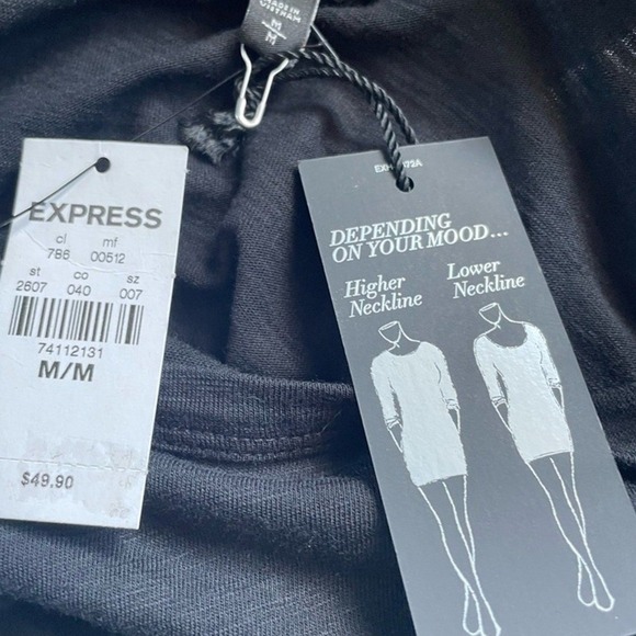 Express Two Chic Ways Reversible Neckline Black & White Striped Dress,Medium NEW - Picture 6 of 9